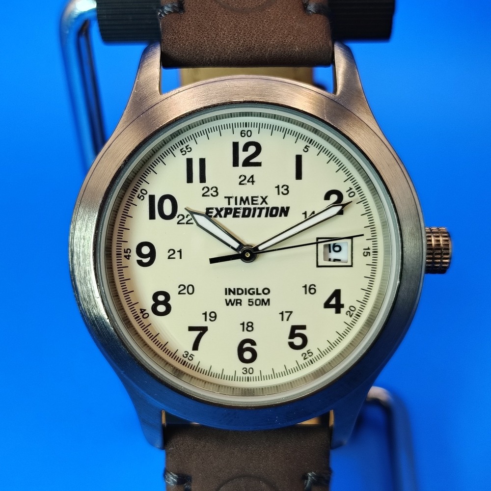 Vintage 2011 Timex Expedition Indiglo Date Mens Quartz Field Watch NOS